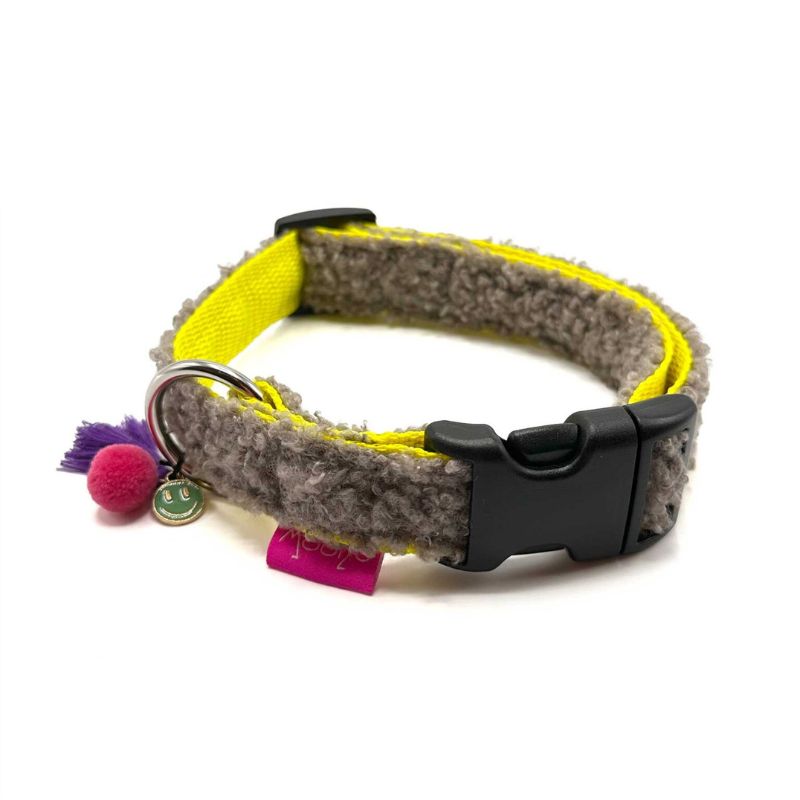 MooiZo Halsband Teddy taupe gelb
