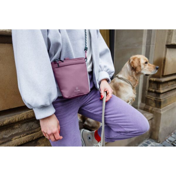 Palopa Leckerlibeutel Karl Berry mit Hund